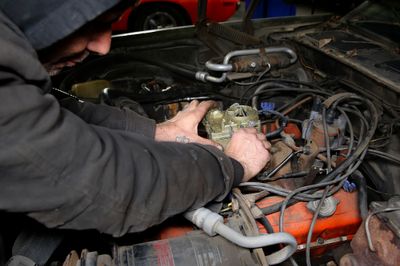 70 Camaro carburetor